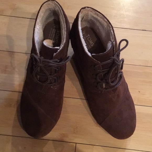 Toms Wedge boot Women’s Size 9 Brown Lined - Picture 2 of 12